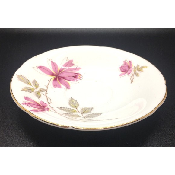 Old Royal Tea Cup Saucer Pink Roses Scalloped Gold Trim Bone China VTG England - Picture 7 of 11